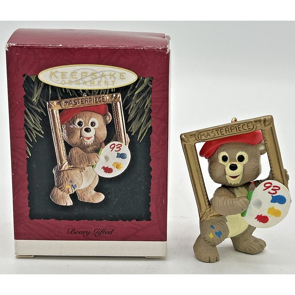1993 Hallmark Beary Gifted Keepsake Ornament SKU‎ U108